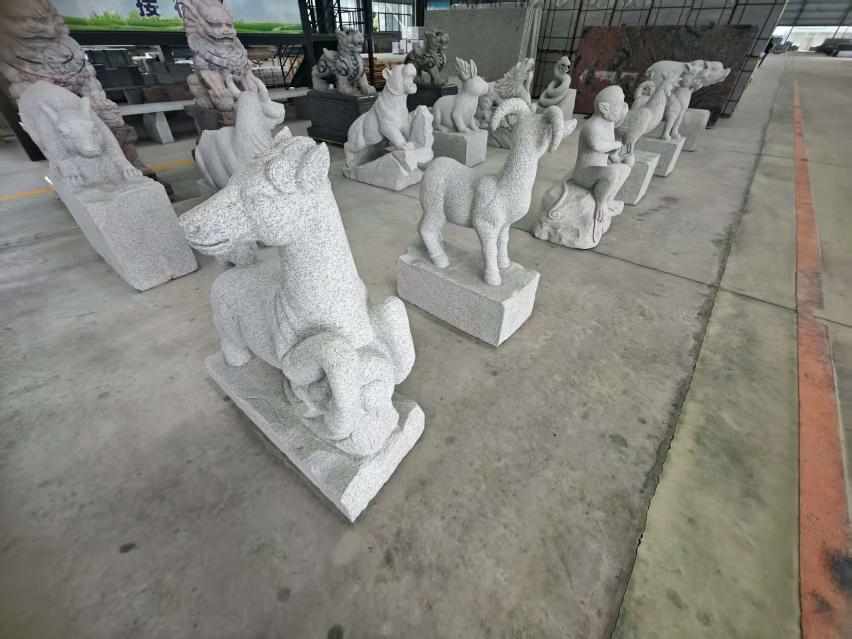 贵州芝麻白雕刻 十二生肖 异形雕刻