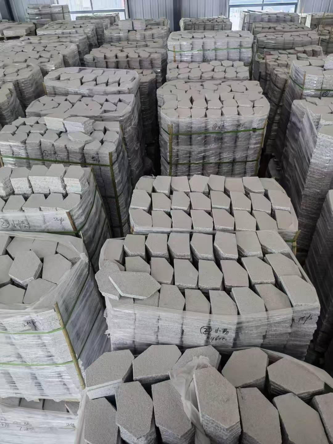 贵州芝麻白石材冰裂纹，碎拼。